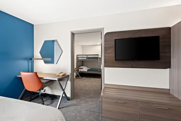 Images Holiday Inn Express & Suites Perry by IHG