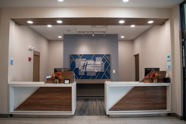 Images Holiday Inn Express & Suites New Philadelphia by IHG