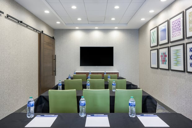 Images Holiday Inn Express & Suites Phoenix East - Gilbert by IHG