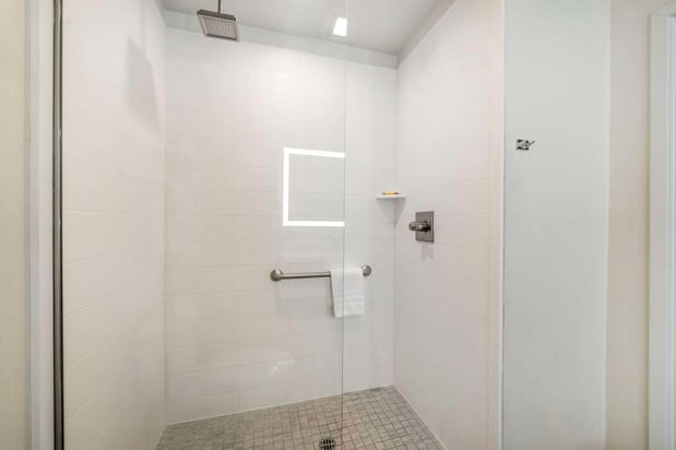 Images Best Western Plus Gardena Inn & Suites