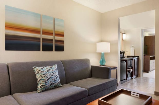 Images Embassy Suites by Hilton San Luis Obispo