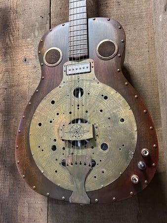 Images Girouard Guitars