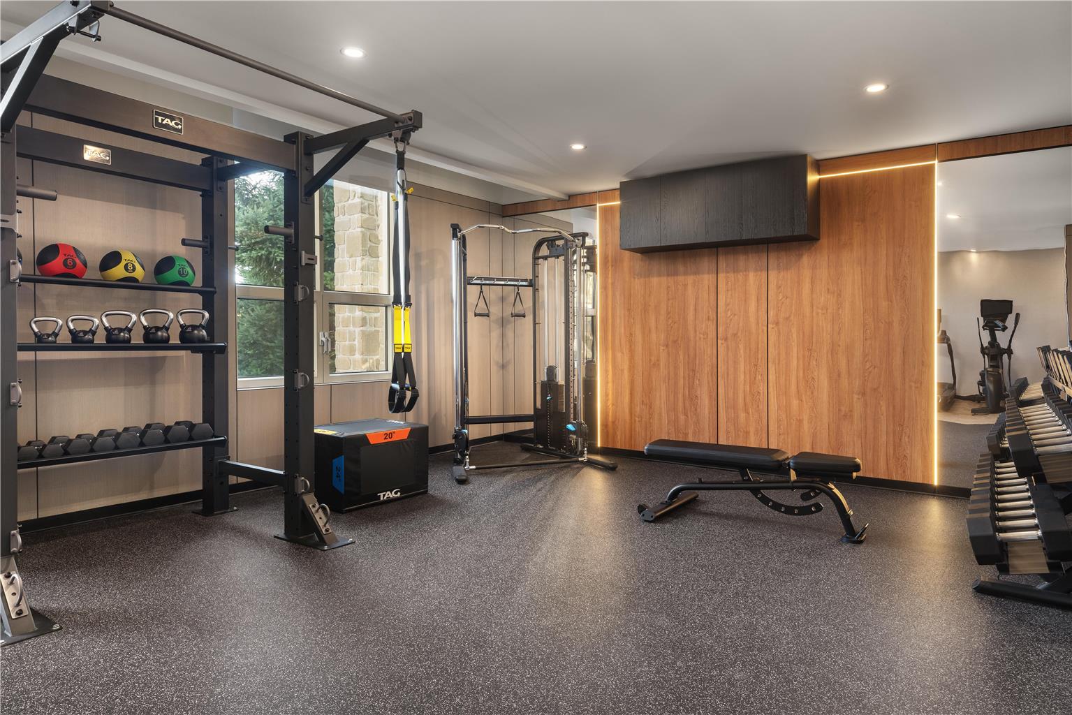 Images Hotel Vallea Bromont, Tapestry Collection by Hilton