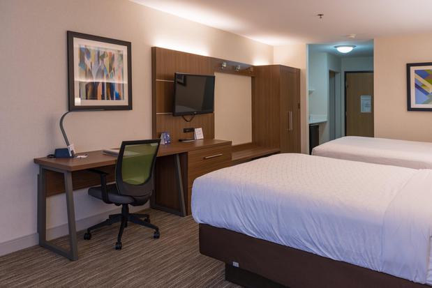 Images Holiday Inn Express Branford-New Haven, an IHG Hotel