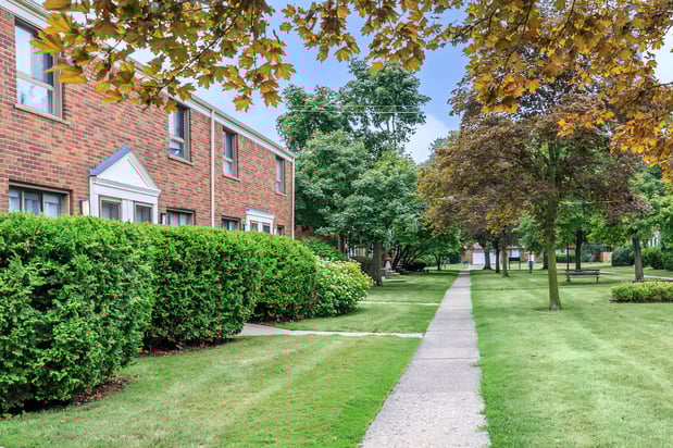 Images Huntington Parc Townhomes