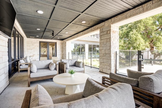 Images Water's Edge Apartments and Townhomes