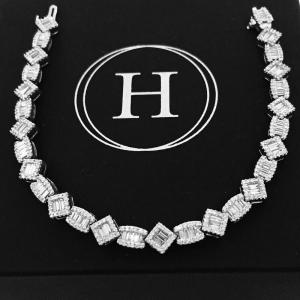 Einzelanfertigung einer Halskette - HIRMIZ TRAURINGLOUNGE LUDWIGSBURG