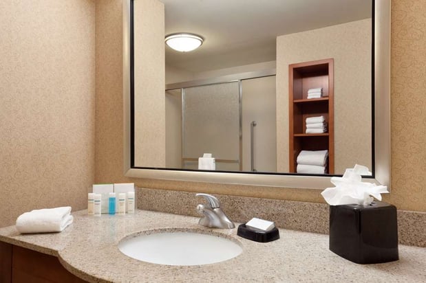 Images Hampton Inn & Suites Hartford/East Hartford