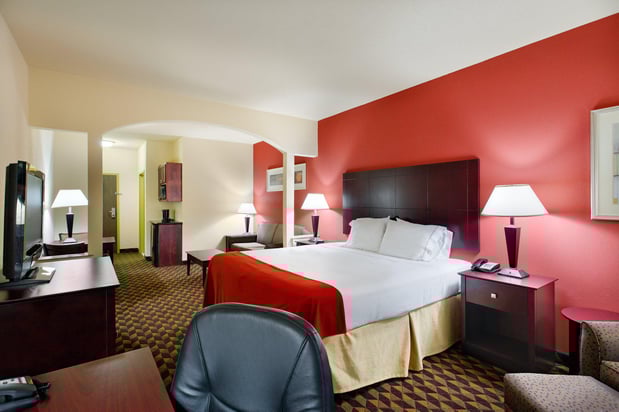 Images Holiday Inn Express & Suites Malvern by IHG