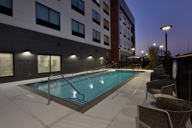 Images Holiday Inn Express & Suites Spring - Woodlands Area by IHG