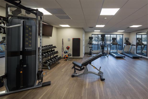 Images Staybridge Suites Phoenix – Biltmore Area by IHG
