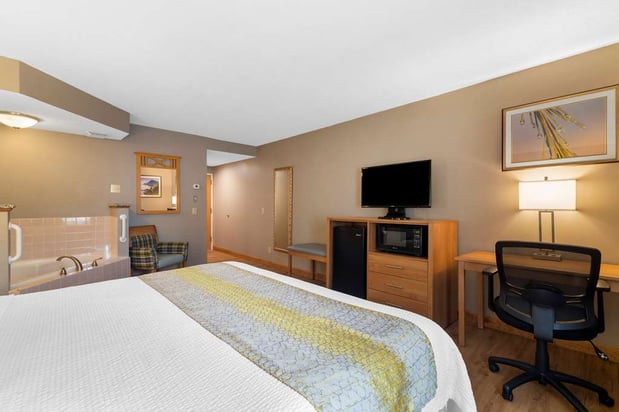 Images Best Western Plus Executive Court Inn & Conference Center