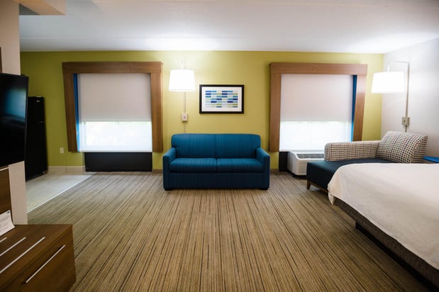 Images Holiday Inn Express & Suites Knoxville-Farragut by IHG