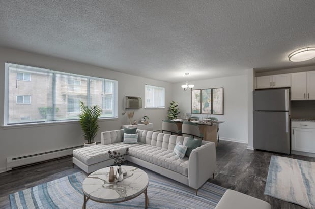 Images Creek Hill Apartment Homes