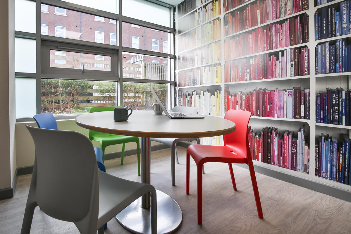 Edge Apartments Birmingham - Hello Student - Study Room