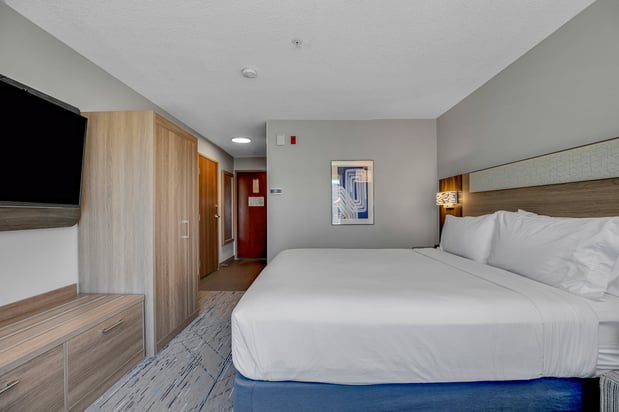 Images Holiday Inn Express & Suites Portland-Jantzen Beach by IHG