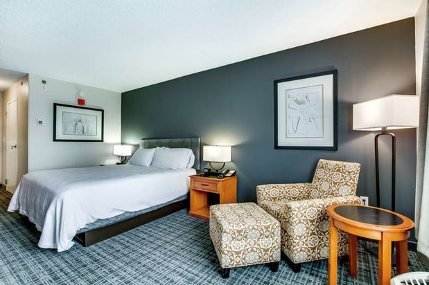 Images Hilton Garden Inn Louisville Airport