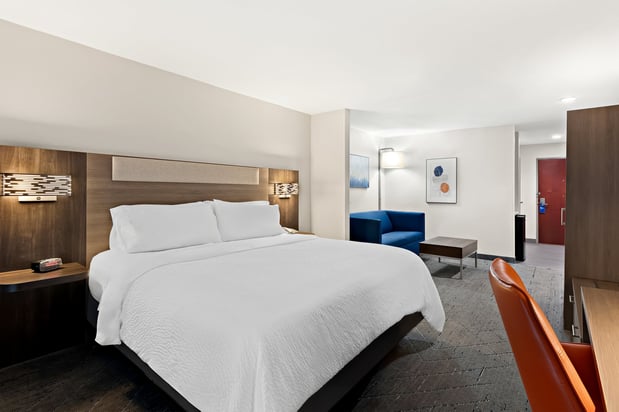 Images Holiday Inn Express & Suites Perry by IHG