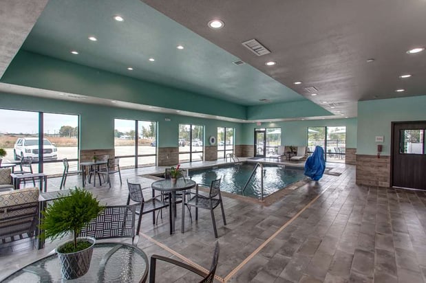 Images Hampton Inn & Suites Wichita/Airport