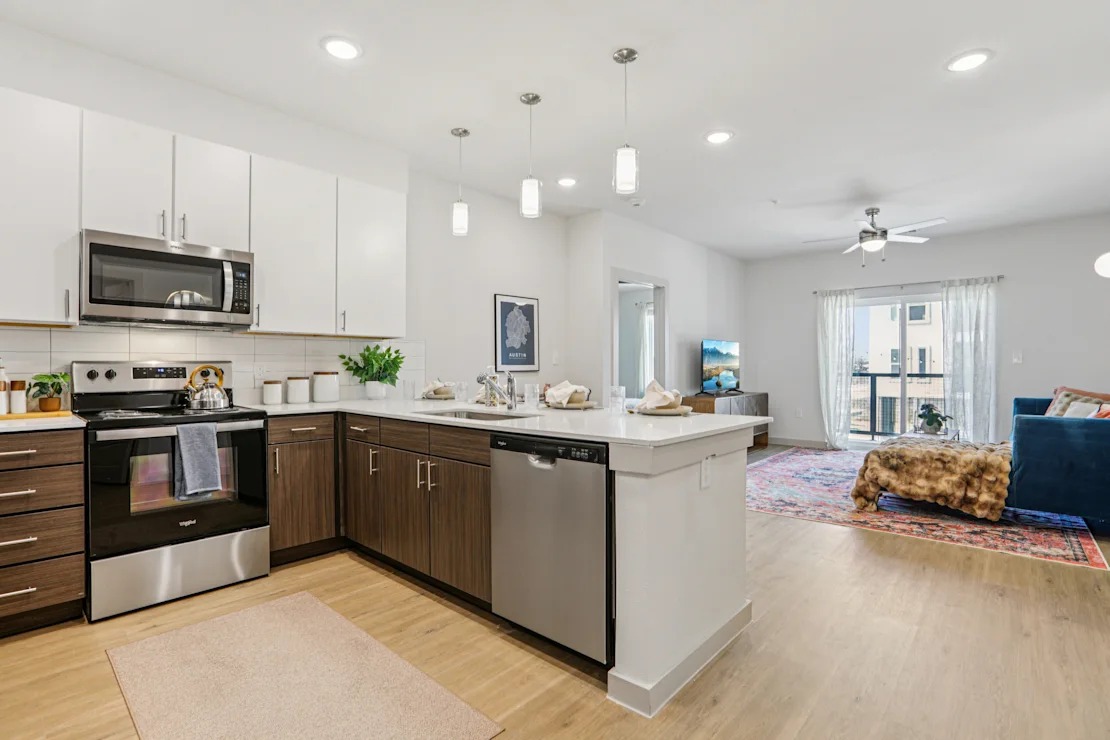 Vinyl Woodtone Floors