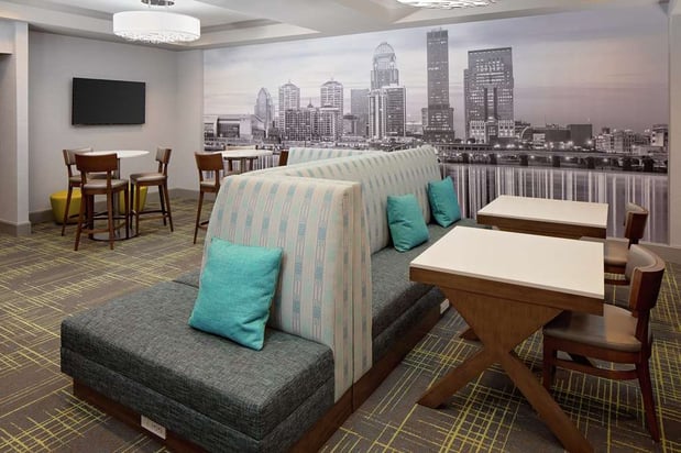 Images Hampton Inn Louisville Downtown