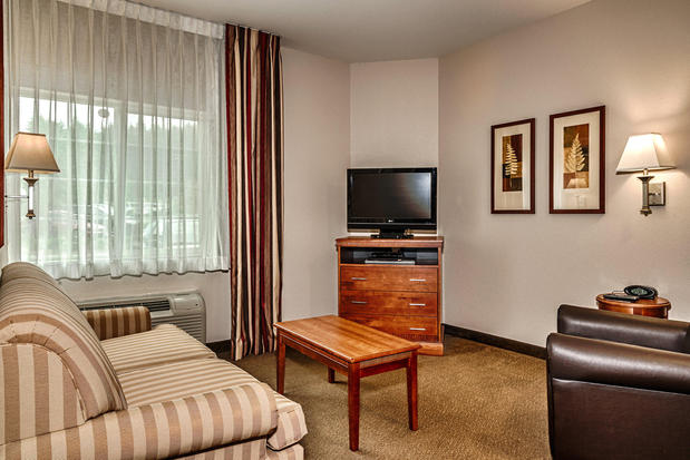 Images Candlewood Suites Oak Harbor, an IHG Hotel