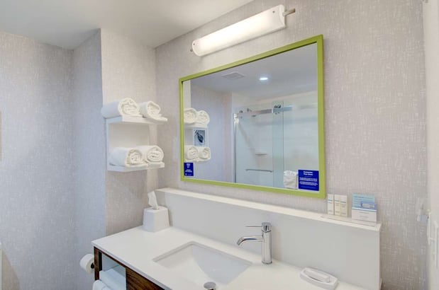 Images Hampton Inn & Suites Portland West