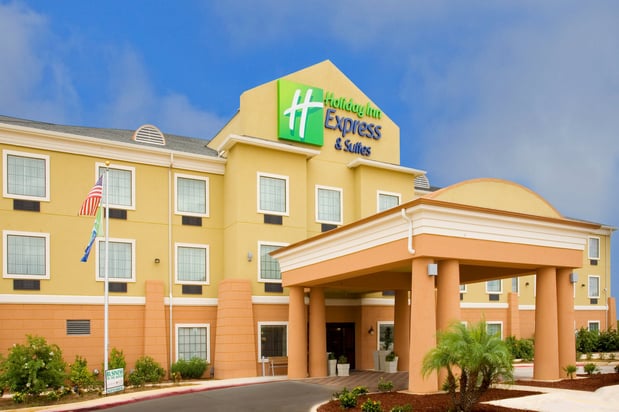 Images Holiday Inn Express & Suites Jourdanton-Pleasanton by IHG