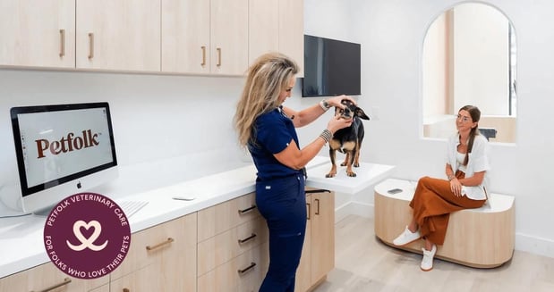 Images Petfolk Veterinary & Urgent Care - Boynton Beach