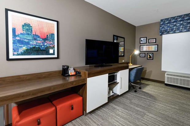 Images Hampton Inn & Suites Columbia Killian Road