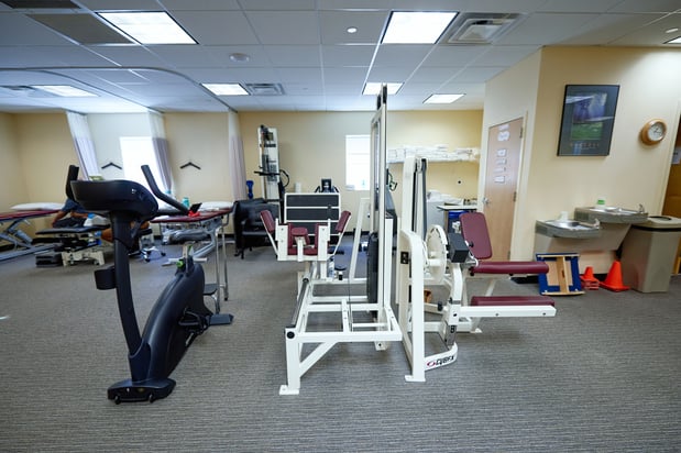 Images MOTION Sports Medicine - Franklin Square