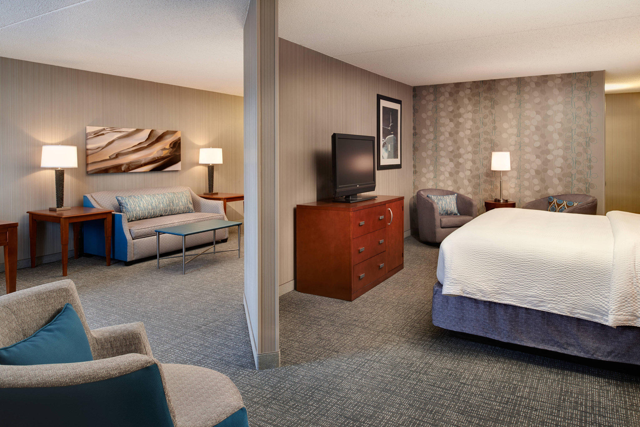 Courtyard by Marriott Detroit Downtown in Detroit, MI (Hotels & Motels