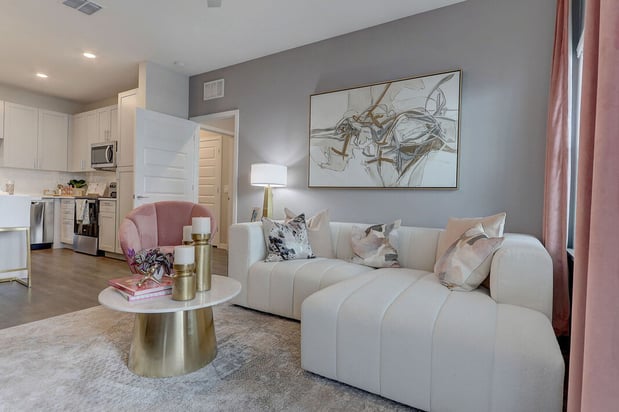 Images Ascend Reunion Crossing