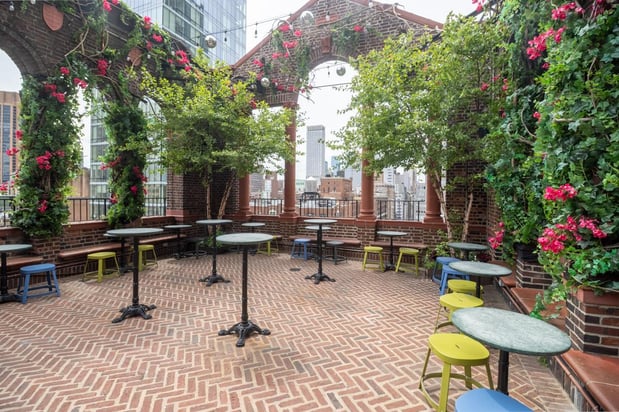 Images Artie's Backroom & Rooftop