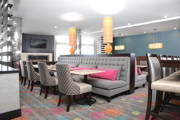 Images Holiday Inn Express Moline - Quad Cities by IHG
