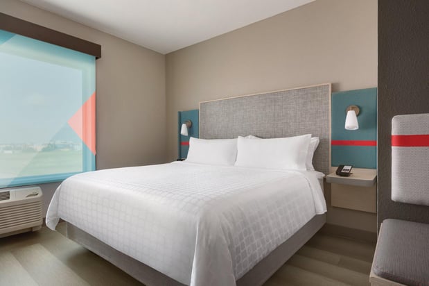 Images avid hotel Fort Worth Downtown by IHG