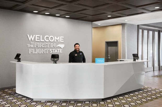 Images Hampton Inn & Suites Charlotte Steele Creek