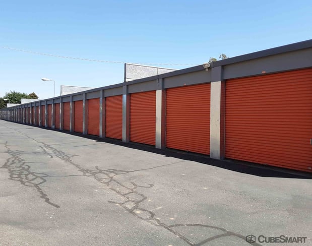 Images CubeSmart Self Storage