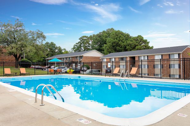 Images Duke Manor Apartments
