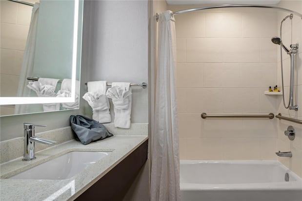 Images Best Western Plus Bay City Inn & Suites