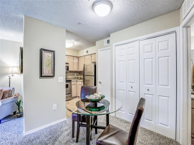 Images Trinity Square Apartments