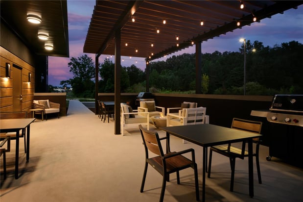 Images LivSmart Studios by Hilton Tullahoma