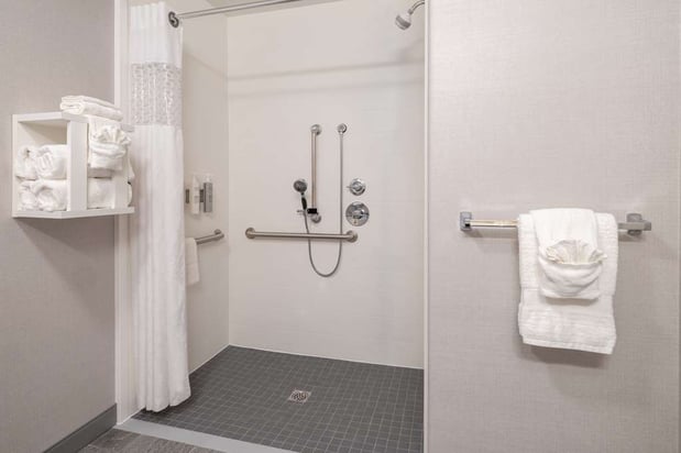 Images Hampton Inn & Suites Agoura Hills