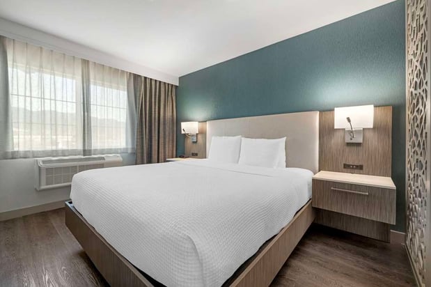 Images Best Western Plus Temecula Wine Country Hotel & Suites