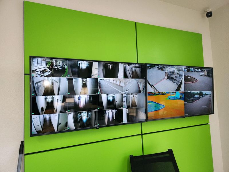 3513_Merchandise Wall