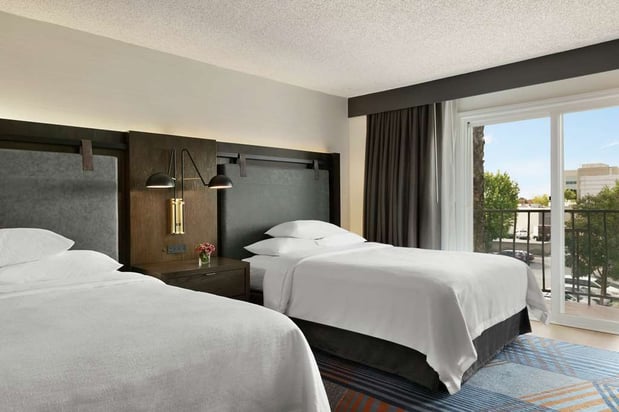 Images Embassy Suites by Hilton Los Angeles Downey