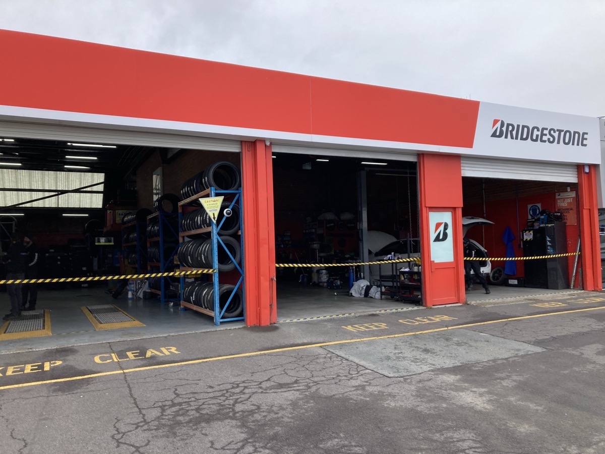 Images Bridgestone Select Tyre & Auto Phillip