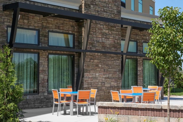 Images Holiday Inn Express Moline - Quad Cities by IHG