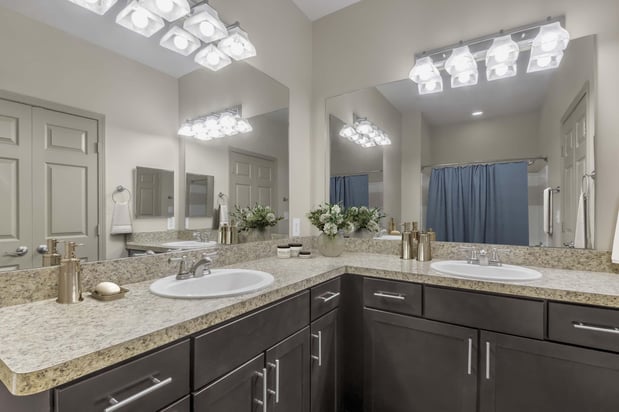 Images Camden Shiloh Apartments