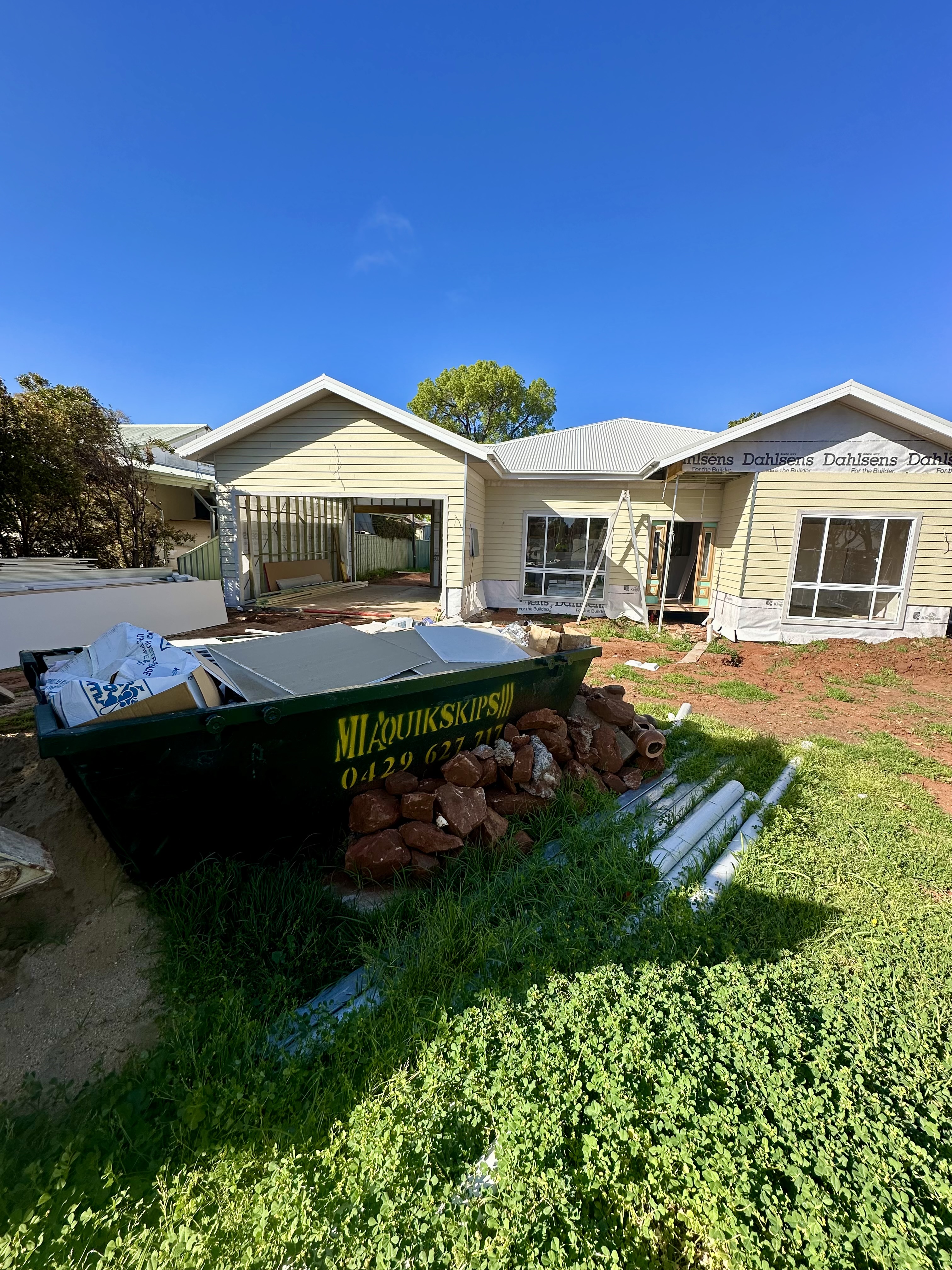 Images MIA Quikskips and MIA Quik Waste